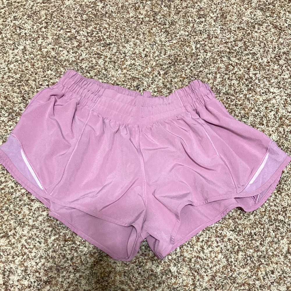 Lululemon Hotty Hot shorts